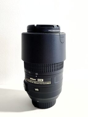 Nikon | Nikkor 55-300mm Lens